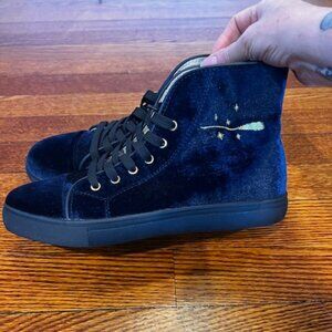 Blue velvet shoes-size 9